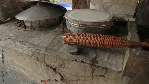 Cannot Generate Variations Without Initial Text Content. Specific Text Is Needed To Create Meaningful Variations. Providing Detailed Original Text Allows For Accurate And Diverse Rewriting