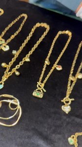 Bonsoir à tous nos abonnés et clientes, nous vous proposons des pièces rares en Or pur ⚱️ comme toujours en assurant les meilleurs prix avec les meilleures pièces Chez Main d’or 🪬 ☎️0658884360 | Main d'or