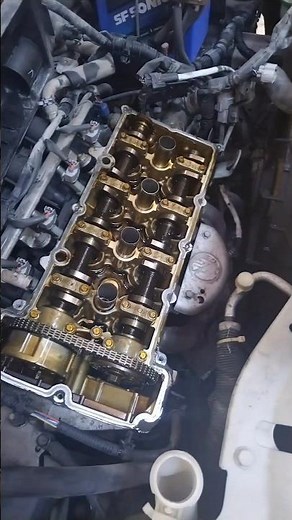 How to fix engine tappet cover Suzuki#shorts #mechanic