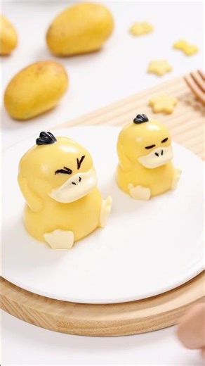 🍮🐽Making a Chewy psyduck shaped mango pudding using our qeleg silicone mold. 🛒🛍️Shop link in bio