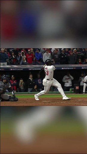 The Spanish call of Jhonkensy Noel's game-tying home run is NEXT LEVEL 🤯