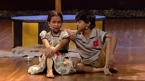 21M views · 524K reactions | Pesh hai ek bhikari ki aisi love story ke aap dekhte dekhte lot pot ho jaaoge. Dekhte rahiye India’s Best #Dramebaaz, every Sat-Sun, 9 PM only on Zee TV! Vivek Anand Oberoi Huma Qureshi #OmungKumar Shantanu Maheshwari | ZEE TV | Facebook