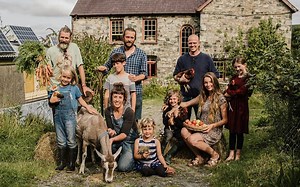 【纪录片】我们的生活：拯救生态村（双语）Our Lives - Saving Our Ecovillage（2020）