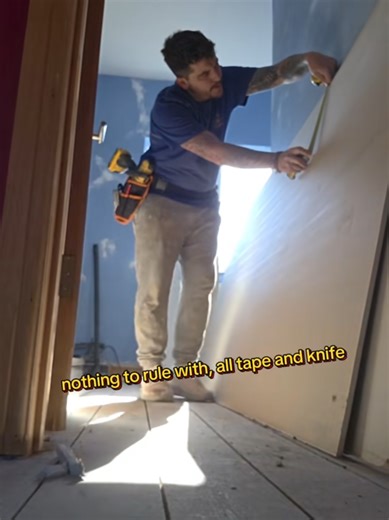 Essential Skills for Plasterers: A Comprehensive Guide