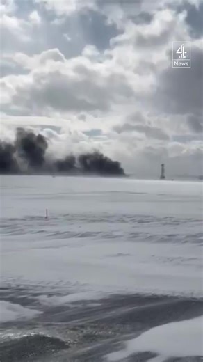 314K views · 1.9K reactions | This is the moment a Delta Airlines plane flipped over and crashed at Toronto's Pearson Airport. All 80 people on board survived the incident. | Channel 4 News | Facebook