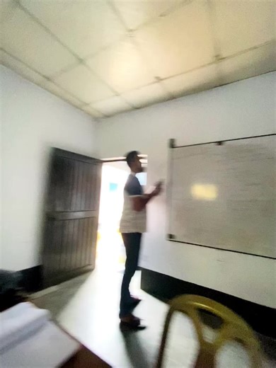 Khub Monojog Deya Pora Lekha Kortesen Bhai Gula! 🐸