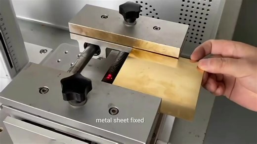 100w Raycus Max Jpt Laser Source Fiber Laser Cutting Machine for SS Copper Iron gold sliver