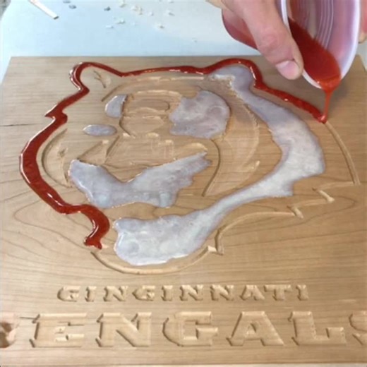 Bengals Logo #nfl #football #sign #wallart #art #epoxy #pour #bengal #cincinnati #orange