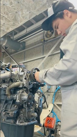 エンジンを分解して仕組みを学ぼう！#専門学校 #自動車 #車 #整備士 #学生 #車好き #カスタム #学校 #工学#おすすめ #エンジン #整備