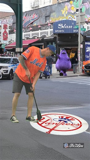 Start spreading the news! The Mets sweep the Yankees again. This time in the Bronx. All 4 games of the 2024 Subway Series belong to borough of Queens. PUT IT IN THE BOOKS! #LGM #Mets #SubwaySeries #LetsGoMets #yankees #yankeeStadium #RiverAve | The 7 Line