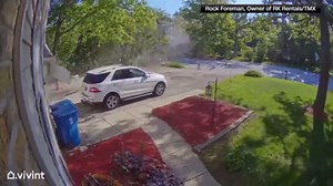 Video shows box truck explosion in Chicago suburb