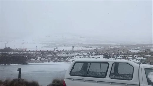 It's snowing again now at Afriski Mountain Resort in Lesotho (22 July 2025). Find Afriski on our website. Send photos and videos to us via whatsapp to 0812518029 Join our whatsapp channel at https://whatsapp.com/channel/0029VaDgEe6KmCPUeD2jJV0t See https://snowreport.co.za for weather forecasts. Other media and channels need to note SnowReportSA's updated 2025 terms & conditions for the use of our forecasts, maps, as well as images and video from our users that we post. It is not acceptable for 