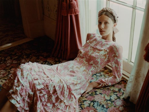 Moda na jesień. Trendy 2023. Kultowa polska marka rozpoczyna nowy rozdział. Zakochasz się w tych swetrach