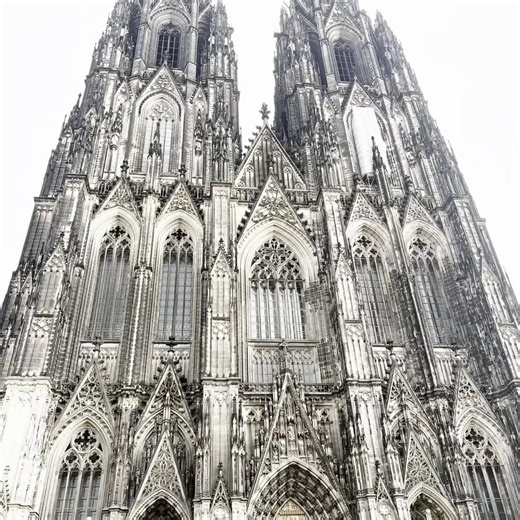 Exploring Colgone Cathedral: A Hardstyle Experience