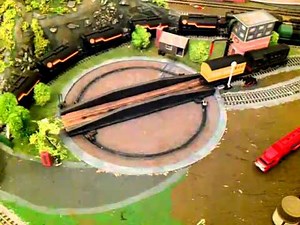 Dapol turntable