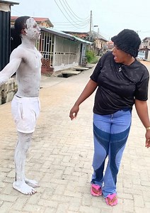 Disguise statue | AREA PAPA comedy TV