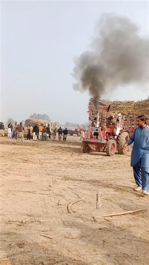 Lagta hai ye belarus tractor wala trolley ko ooper charha jaega😛| Belarus tractor pulling trolley🔥