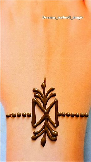 simple mehndi designs || #hennamagic​ #designermehndi​ #mehndi​ #creativehenna​