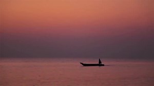 A los 7 años fue separado de su familia en Vietnam y todos pensaban que había muerto...conoce la historia conmovedora de Mark. Para más información haz clic aquí http://bit.ly/mofvid16 | Rosetta Stone Latino