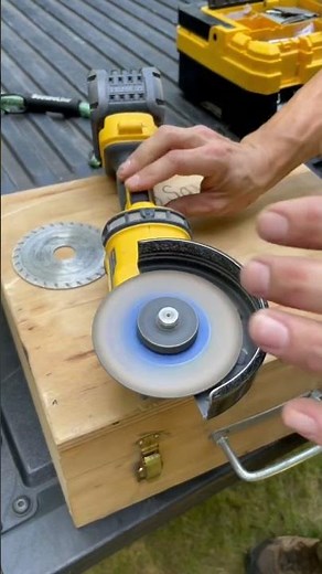 Dewalt grinder blade change