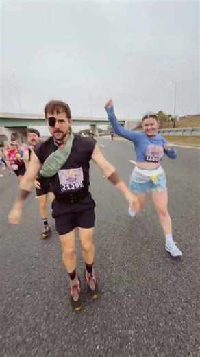 Finding our way back home during the #princesshalfmarathon! #rundisney ‪@samjtodd‬