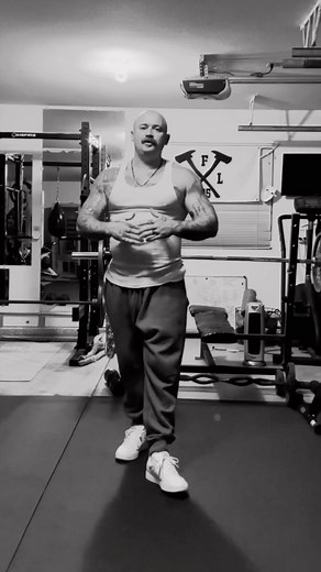 2.9K views · 21 reactions | PAY ATTENTION TO MY BREATHING PATTERN CONTROLLED FLUID MOTION SET A TIMER FOR 5-10-15 MINUTES AND JUST WORK DONT WORRY HOW MANY REPS YOU DO STAY CONSISTENT A FEW TIMES A WEEK AND YOUR SPEED AND REPS WILL COME HIGH REP PUSH-UPS AND HEAVY BENCH PRESS WILL HELP DEVELOP THE MUSCLES YOU NEED FOR THE MORE EXPLOSIVE MOVEMENTS #burpees #pushups #youtube #tutorial #dayone | Justin Mahaffey | Facebook