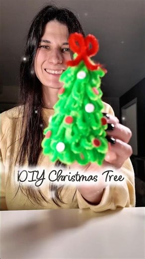 DIY Pipe Cleaner Christmas Tree | Easy Holiday Craft Idea 🎄🤍✂️