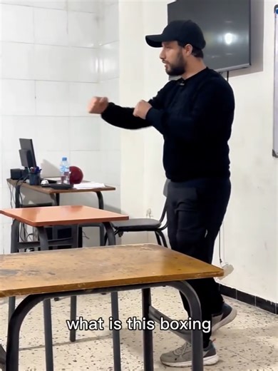 The TESOL trainer demonstrates the use of body gestures and demonstration to TESOL trainees while teaching vocabulary in context to A1 beginners during a teaching practice session.. 120-hour In-class TESOL Training, January–February Session. TEFLers Academy, Bab Ezzouar, Algiers, Algeria #english #englishteacher #fyp #training #teacher