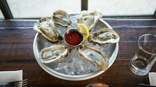 Les meilleurs bar à huîtres de Paris pour une pause iodée
