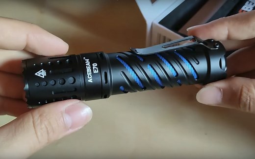 【油管搬运】ACEBEAM E70评测 - 4600流明EDC尾按手电 | 独一无二的外观设计 | 21700单节锂电池