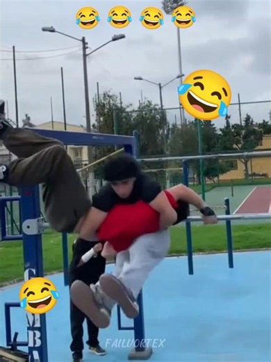 Crazy epic fails 😂😂😂 | Ep 256 #shorts #memes #fails #Funnymoments