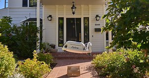 Drone delivery startup Zipline expands to Phoenix, backed by $600M funding