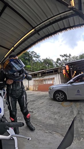 Saman Pun Ada Bayar: CBR 600RR vs CBR 1000RR