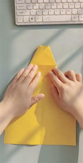 Origami handmade origami tutorial Parent-child handmade origami airplane