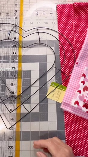 27K views · 417 reactions | Crafting a Heart Rag DIY Wreath to Add a Cozy Touch to Your Home! ✨ #DIYCrafts #HomeDecor #HandmadeWreath #CraftingFun | Hollie Hobbies | Facebook