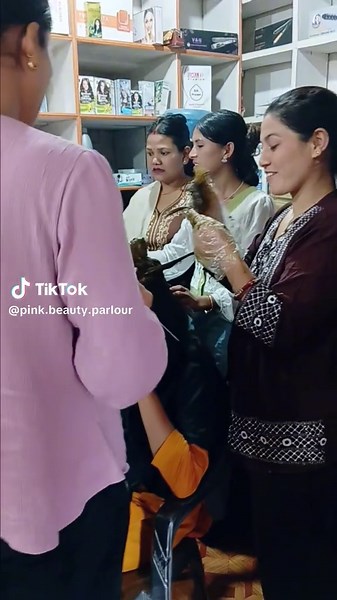 Learning to apply heena to hair#Pinkbeautyparlour #bijuwar #pyuthan #pyuthanimuser #learning #heena #foryou #fyp #creatorsearchinsights #hairtok @Binju Shrestha @Bibek Shrestha