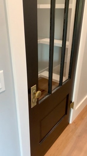 53K views · 861 reactions | How to HANG a PANTRY door from scratch #gotitcoach #customhomes #supereasy #pantry #pantrydoor #vintagedecor #vintage #sentimental #IWouldLoveTo #newhomes #originalhardware #brass #blackdoor #mademyown #doorjambs #gotahug #custommade #custom #customhomebuilder #wkdconstructionllc #doorhanging #howto #woodworking #woodworkingprojects | W.K.D. Construction, LLC | Facebook