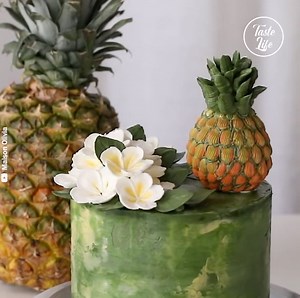 7.6M views · 186K reactions | Beautiful flower pineapple cake design Credit: Maison Olivia - youtube.com/channel/UCXHG0n64R1dBWlqpZrW4HBg/ | Taste Life | Facebook
