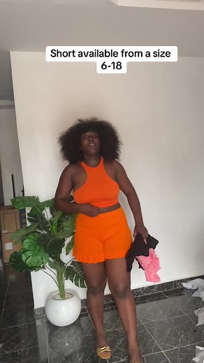 Comfortable and Stylish Crop Tops for Every Size | Trendy Outfit Ideas