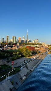 13K views · 119 reactions | Beautiful CN tower view #reelschallengereelschallenge #reelschallengereelschallenge #followerseveryone #foryoupageシforyou #reelsfypシ #foryouシ #ParaTiii #blogger #toronto | Venuz Martínez | Facebook
