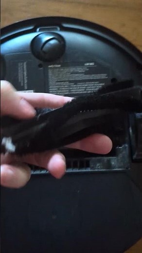 Eufy robovac how to check and remove roller. things get stuck with no notification