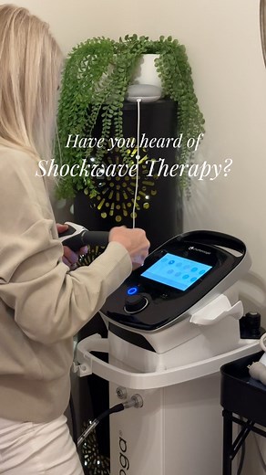 Have you heard of shockwave therapy? ⚡️ It’s a powerful, non-invasive treatment that helps: ➡️ Speed up healing ➡️ Reduce chronic pain ➡️ Break down scar tissue and calcification ➡️ Improve mobility Ready to experience the benefits? Book your session with our physiotherapist Marli today! | Encompass Health Kitchener | Facebook