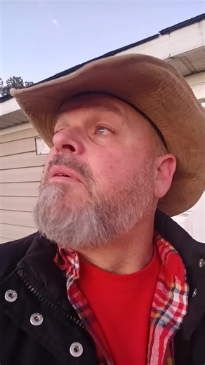 #hatecoldweather #wintersucks #donavanwellsmusic #donavanwells