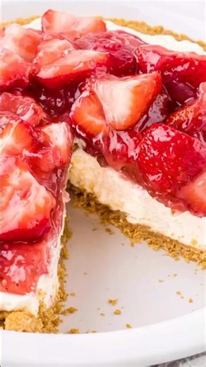 Cream Cheese and Strawberry Pie