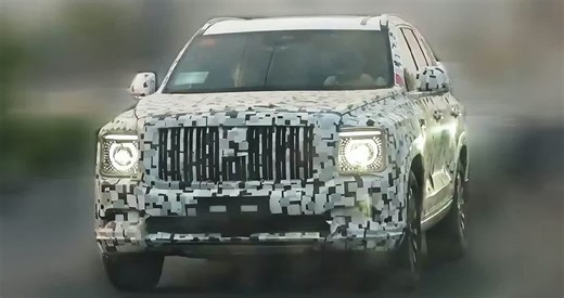 China’s 735kW V8-powered LandCruiser smasher: 2026 GWM Tank 800 rugged off-roader to launch this year with V8 petrol engined plug-in hybrid power, lining up as rival to Nissan Patrol and Toyota LandCruiser in Australia