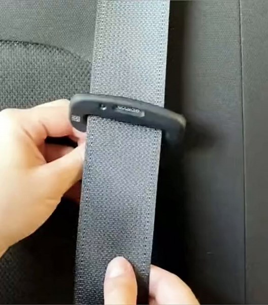 How to Flip a Seatbelt: Expert Tips and Tricks