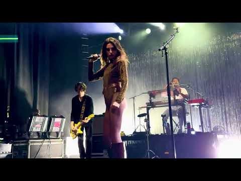Formidable Cool - Wolf Alice Live in Chicago The Clearing World Tour 2025