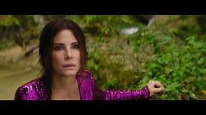 Un trésor antique, une cité perdue, une jungle dangereuse... Sandra Bullock et Channing Tatum auront de quoi faire dans « Le Secret De La Cité Perdue ». Dans cette comédie délirante, l'actrice incarne une écrivaine, kidnappée par un milliardaire excentrique joué par Daniel Radcliffe. Elle devra compter sur l'aide d'Alan, un mannequin un peu gauche, et d'un bel inconnu interprété par Brad Pitt pour l'aider à sortir de cette situation improbable. Le film est attendu en salles le 23 mars 2022. | Va