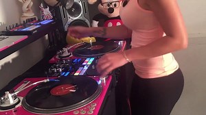 Tuesday mix! #reggaeton SNAP : djladystyle 👻 | DJ Lady Style