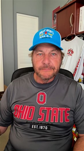 It’s Monday Morning Quarterback with Billy Bob - College Edition  #billybob #billybobsbackyard #mondaymorningquarterback #collegefootball | Lenny Szabo | Facebook